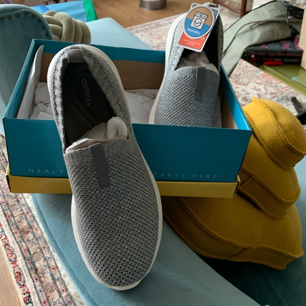 New Aetrex grey slip on shoes